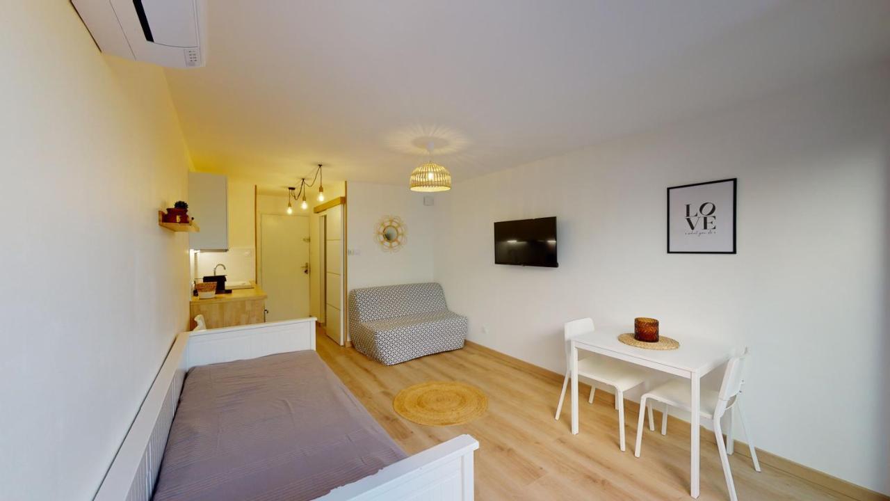 Appartement Magnifique rez de jardin 4 couchages à Agde Extérieur photo